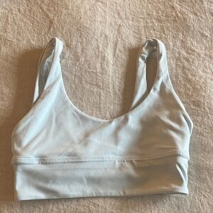 Lululemon Women's Light Blue Sports Bra Size 4